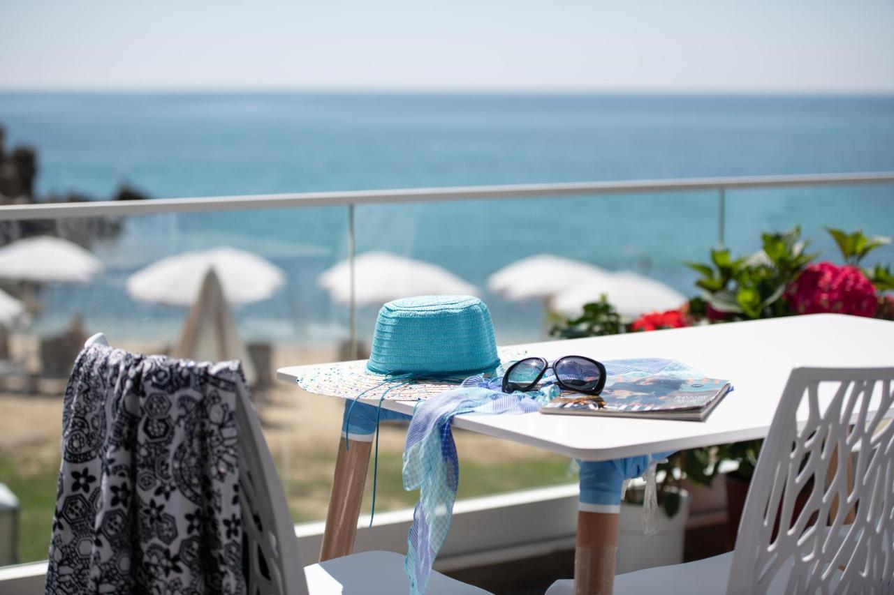 Almare Seaside Studios & Suites - Sarti Sithonia מראה חיצוני תמונה