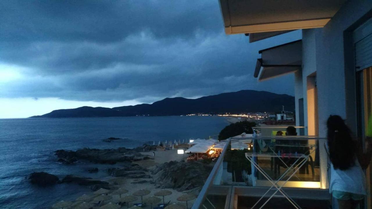 Almare Seaside Studios & Suites - Sarti Sithonia מראה חיצוני תמונה